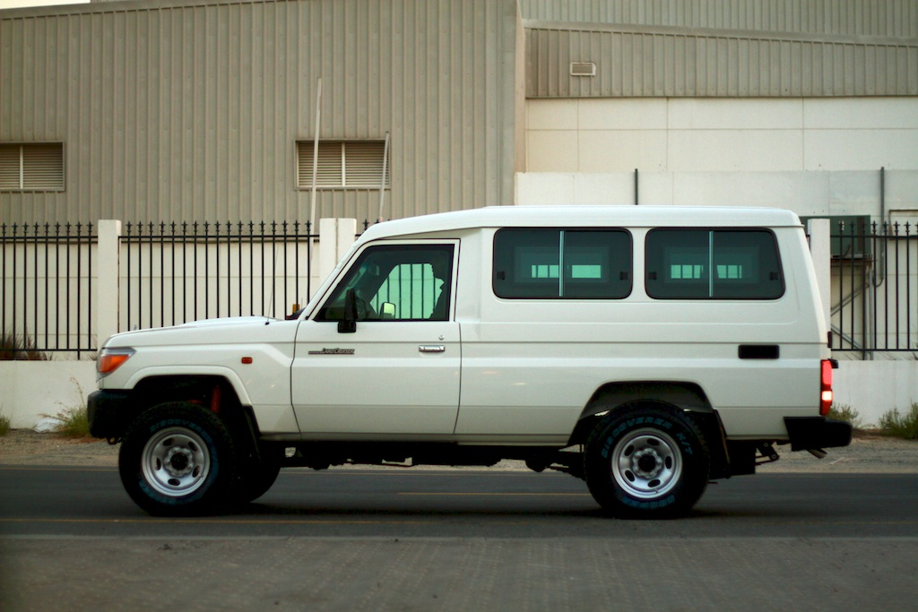 armored-landcruiser-78