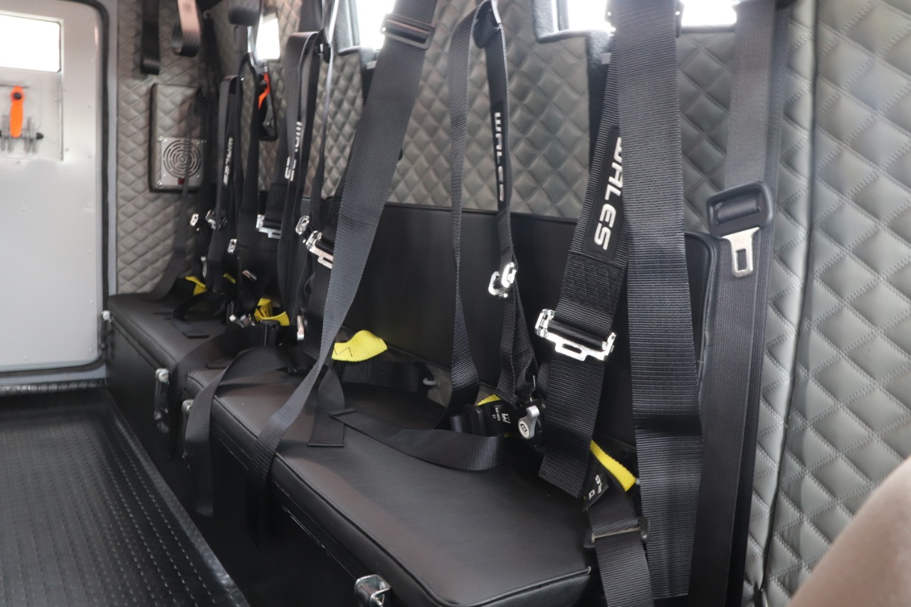 amored personnel carrier land cruiser 79 tygra (1)